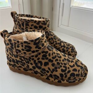 BearPaw Shorty Leopard Print Ankle Boots